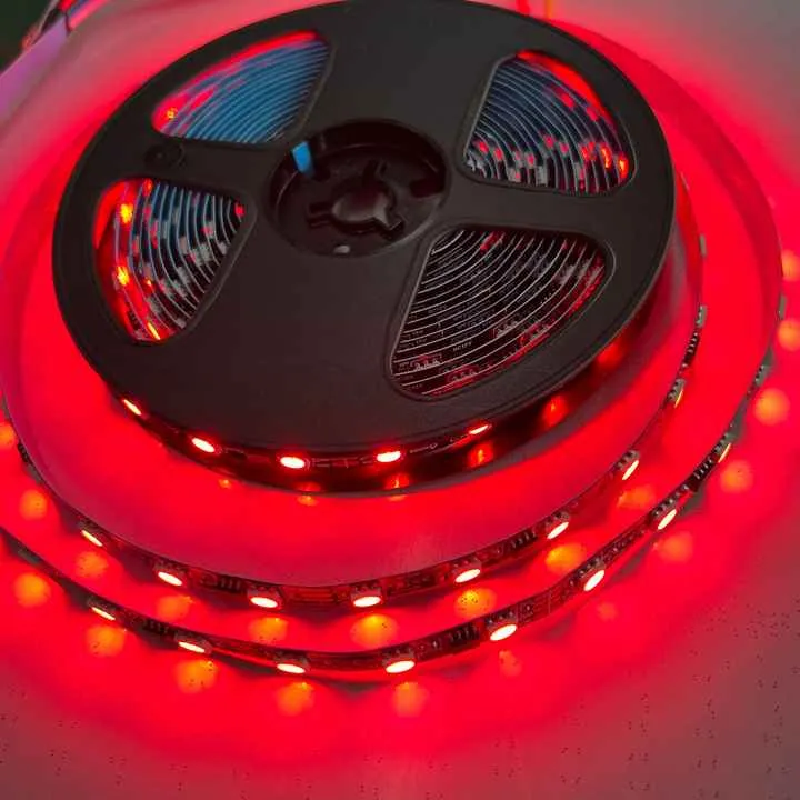 للماء تأثير تساقط الثلوج أضواء LED قطرة النيزك Waterproof Snowfall Effect LED Lights Meteor Shower